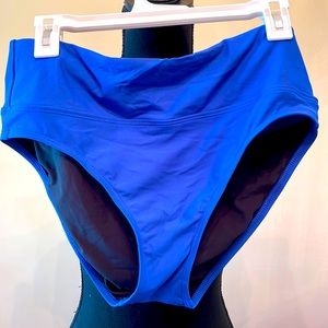 Next brand swim high leg full coverage bottoms. Size large.